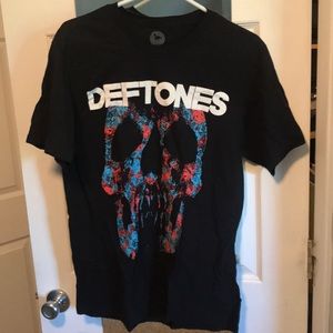 Deftones shirt